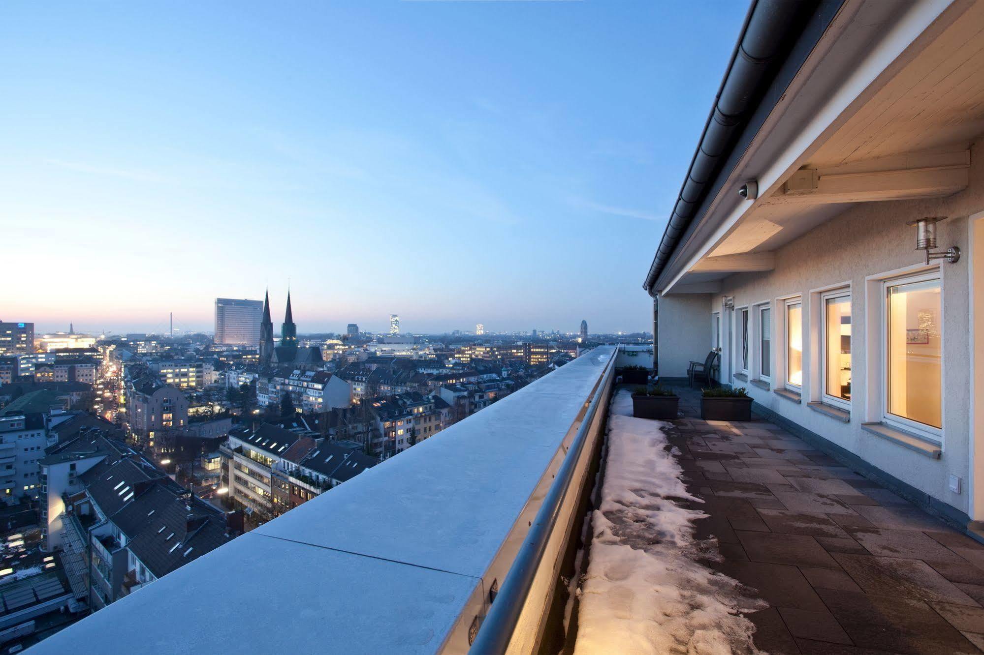Hotel Asahi Dusseldorf Exterior photo