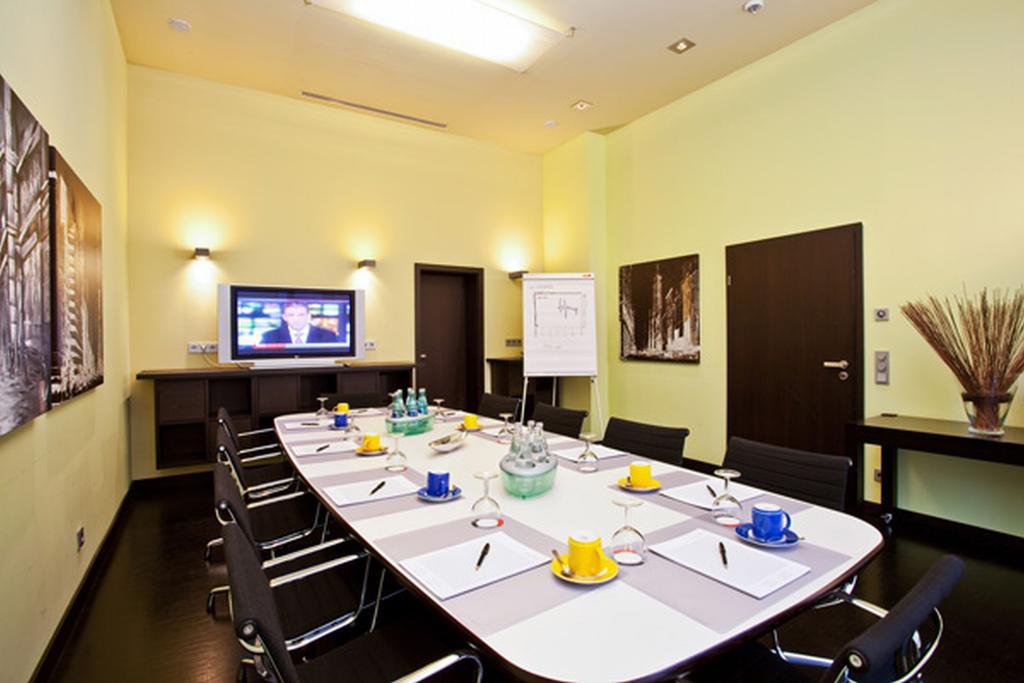Hotel Asahi Dusseldorf Business photo